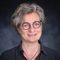 Simone